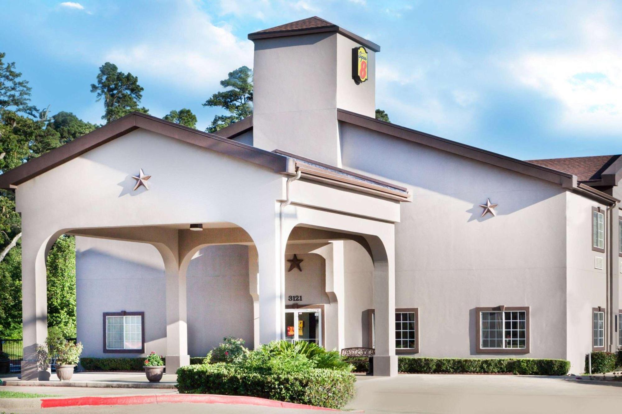 Super 8 By Wyndham Huntsville Bagian luar foto